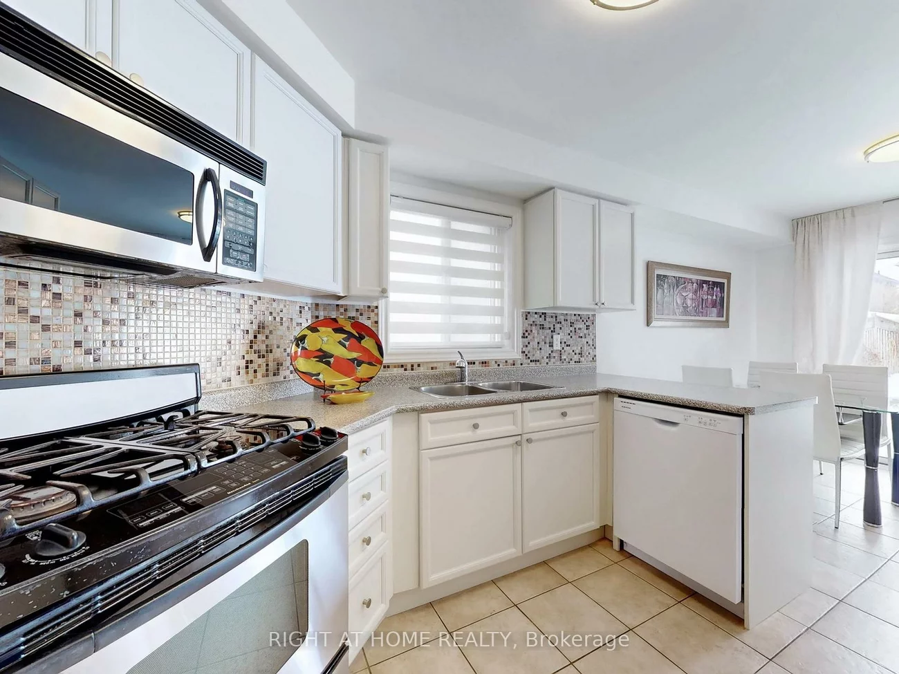 55, Hollybush, Maple, Vaughan