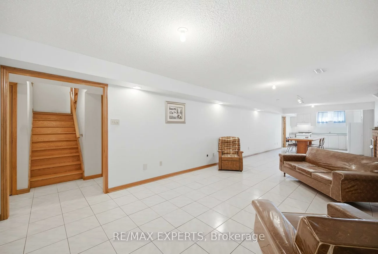 92, Mapes, West Woodbridge, Vaughan
