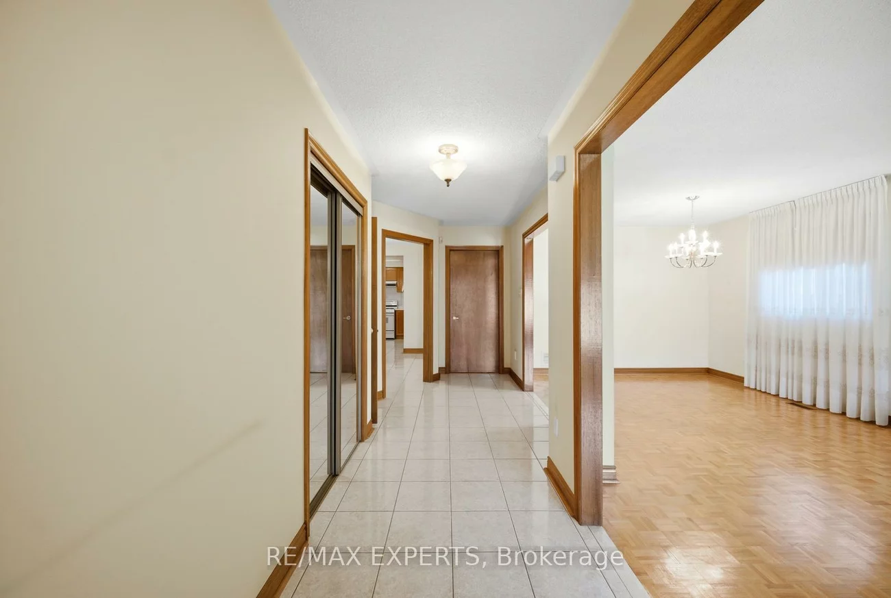 92, Mapes, West Woodbridge, Vaughan