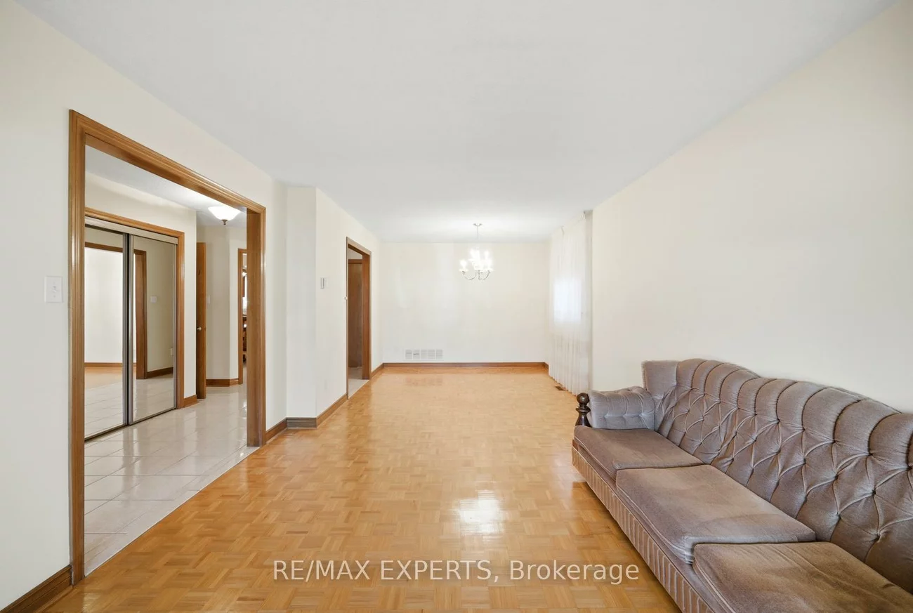 92, Mapes, West Woodbridge, Vaughan