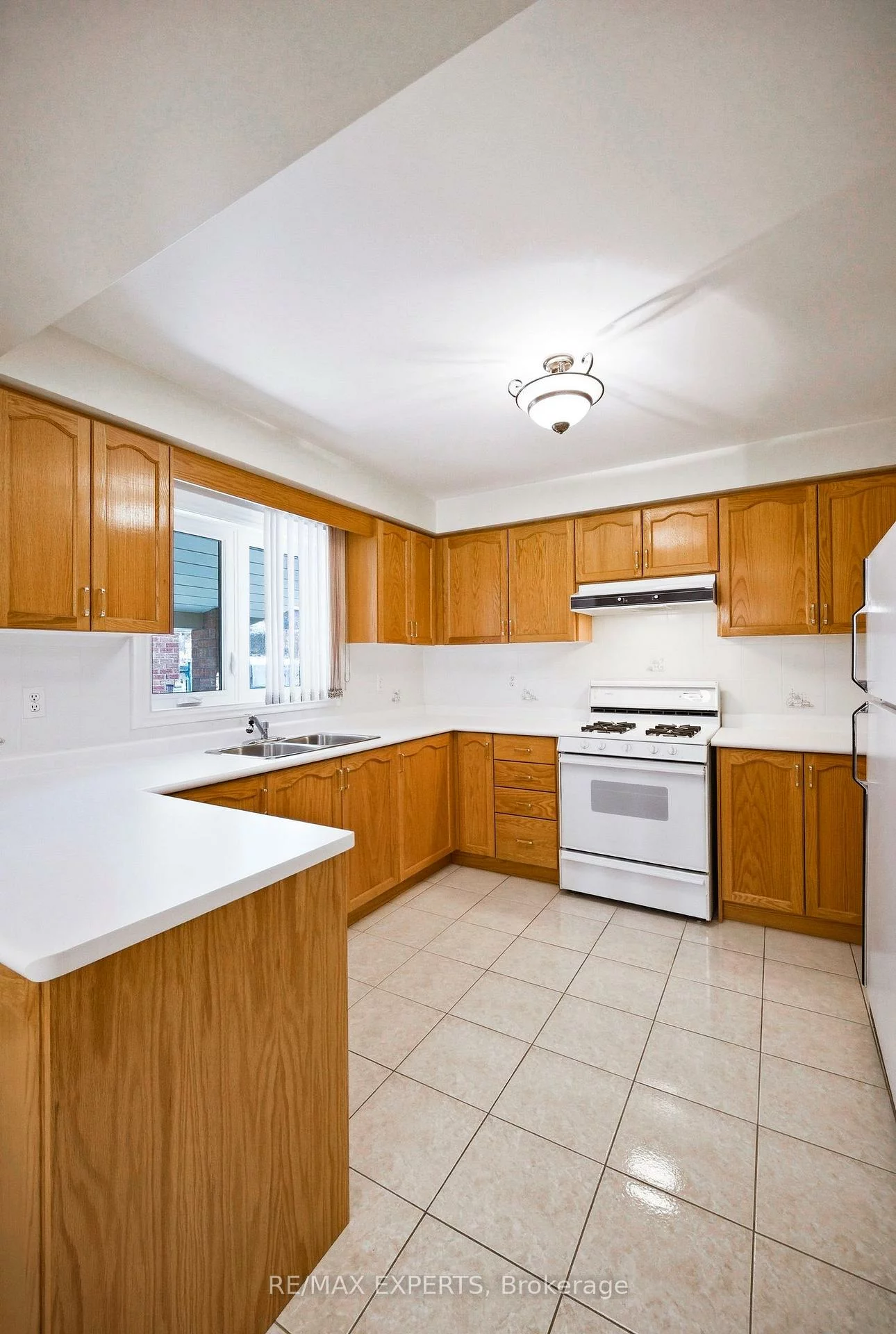 92, Mapes, West Woodbridge, Vaughan