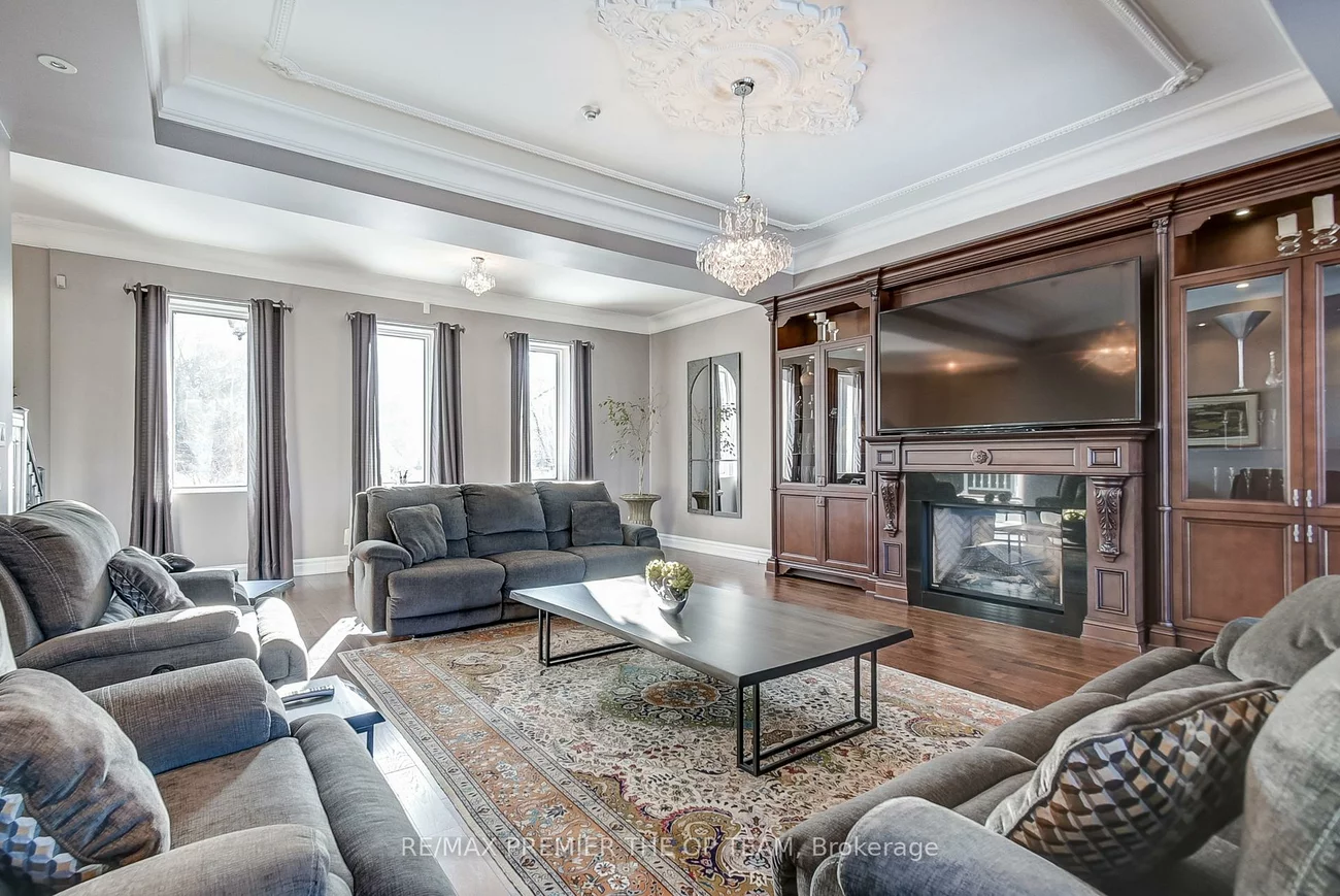 118, Cowan, East Woodbridge, Vaughan