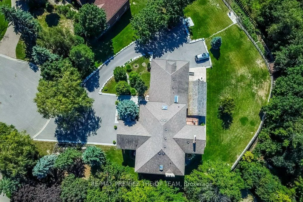 118, Cowan, East Woodbridge, Vaughan