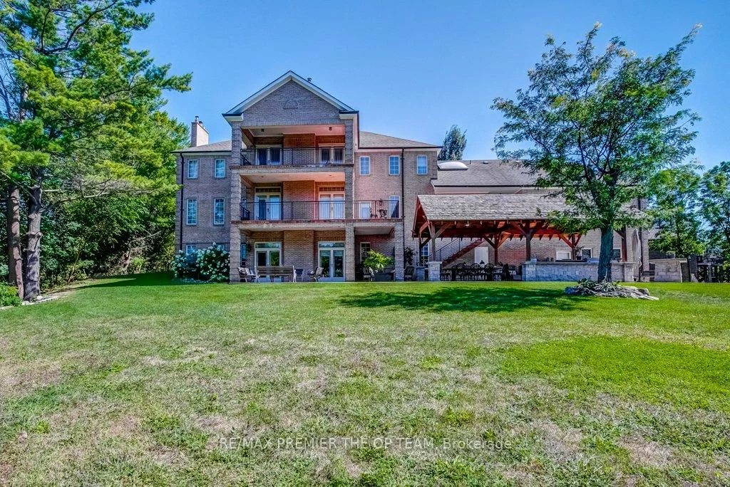 118, Cowan, East Woodbridge, Vaughan