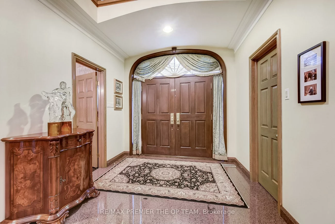 118, Cowan, East Woodbridge, Vaughan