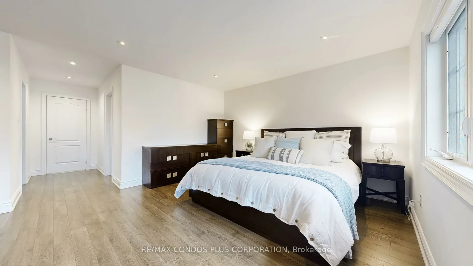 8777, Dufferin, Patterson, Vaughan