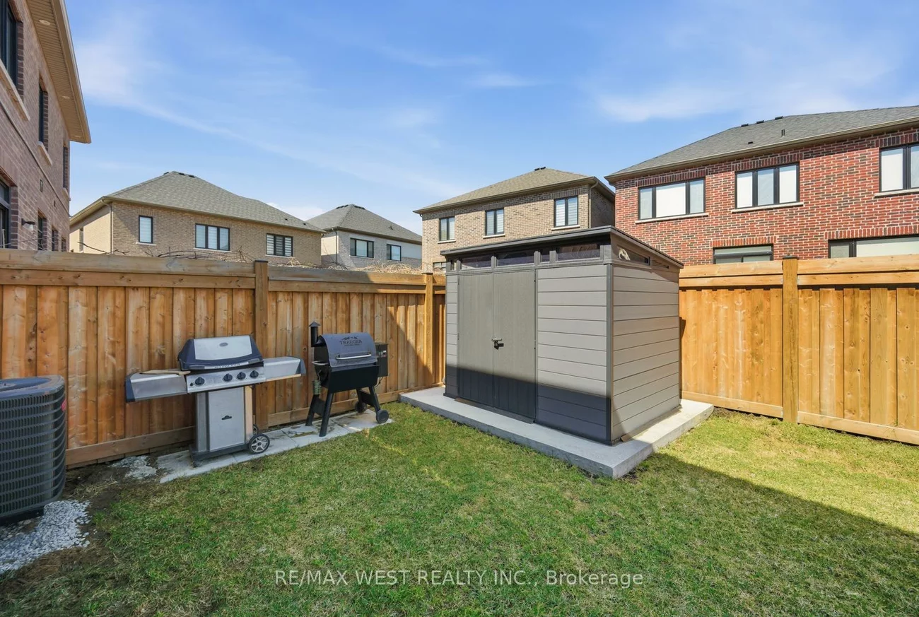 99, Coldwell Bay, Kleinburg, Vaughan