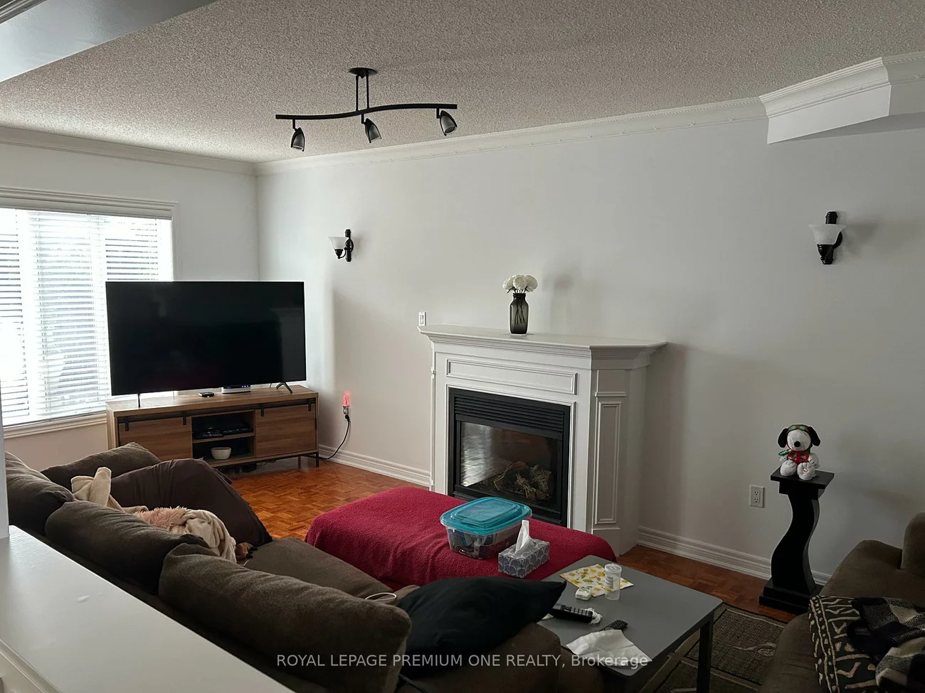 1370, Clarence, Sonoma Heights, Vaughan