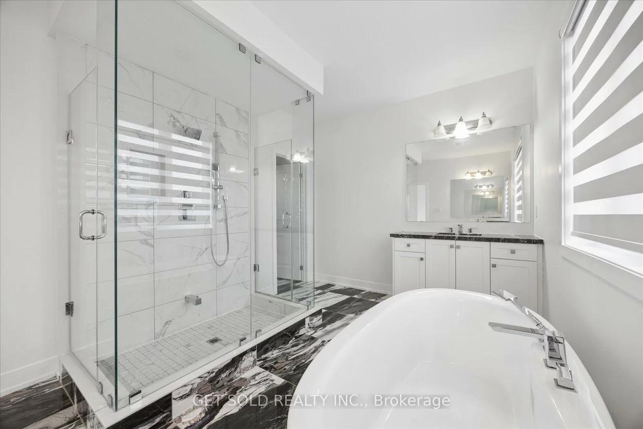 263, Factor, Kleinburg, Vaughan