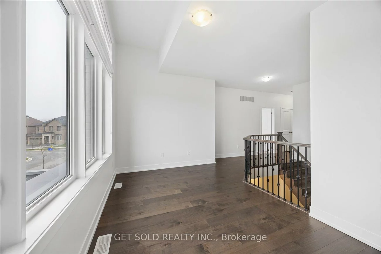 263, Factor, Kleinburg, Vaughan