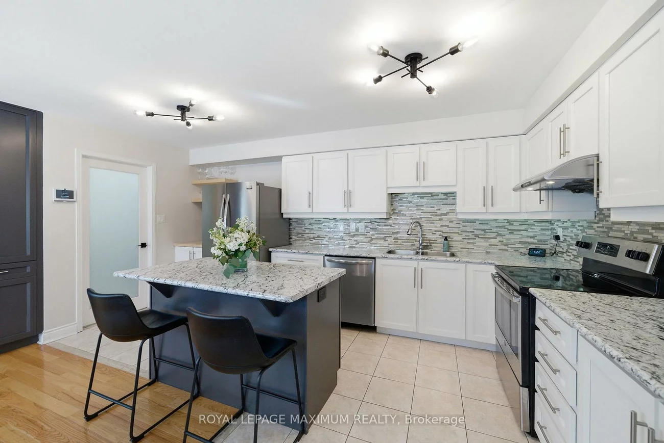 2, Castle Park, Sonoma Heights, Vaughan