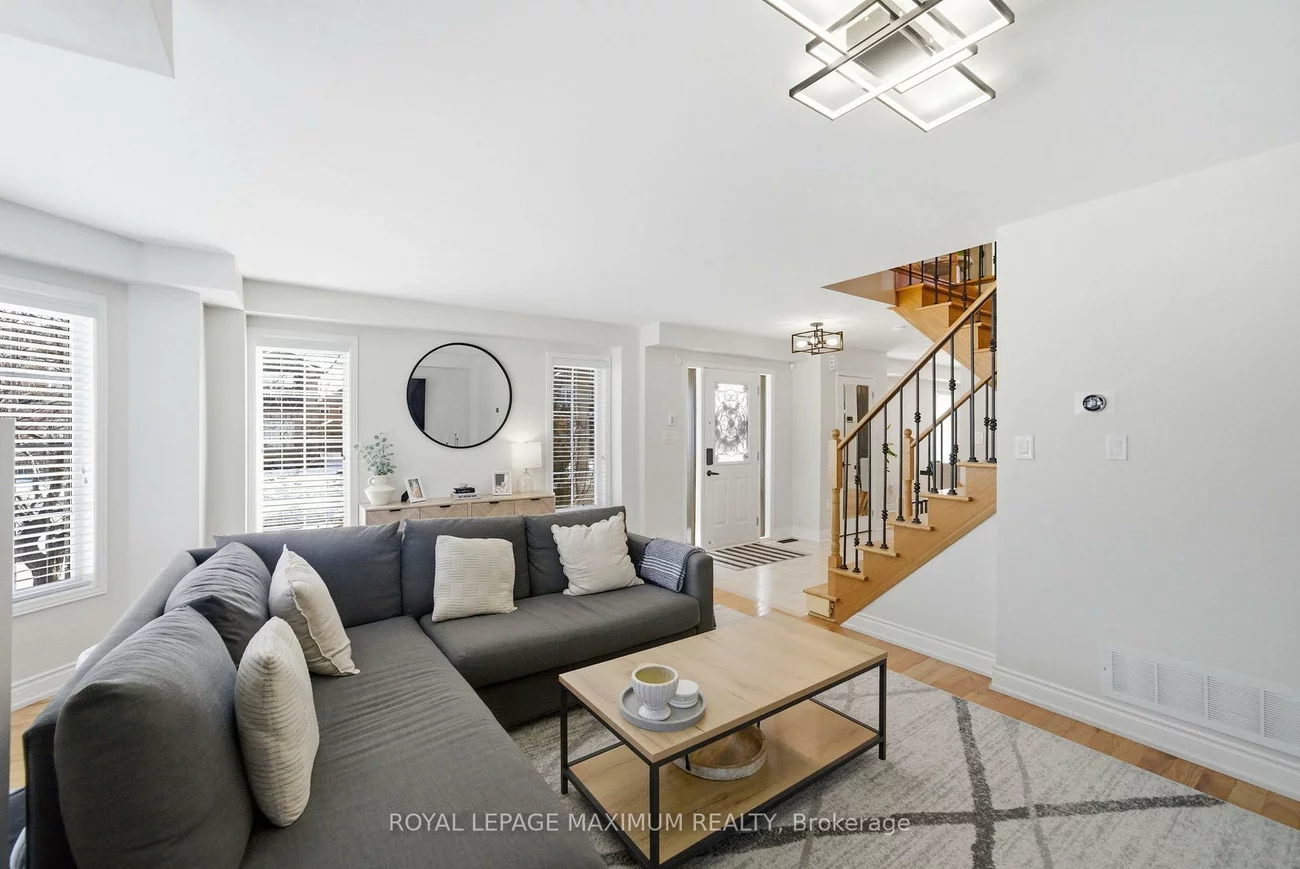 2, Castle Park, Sonoma Heights, Vaughan