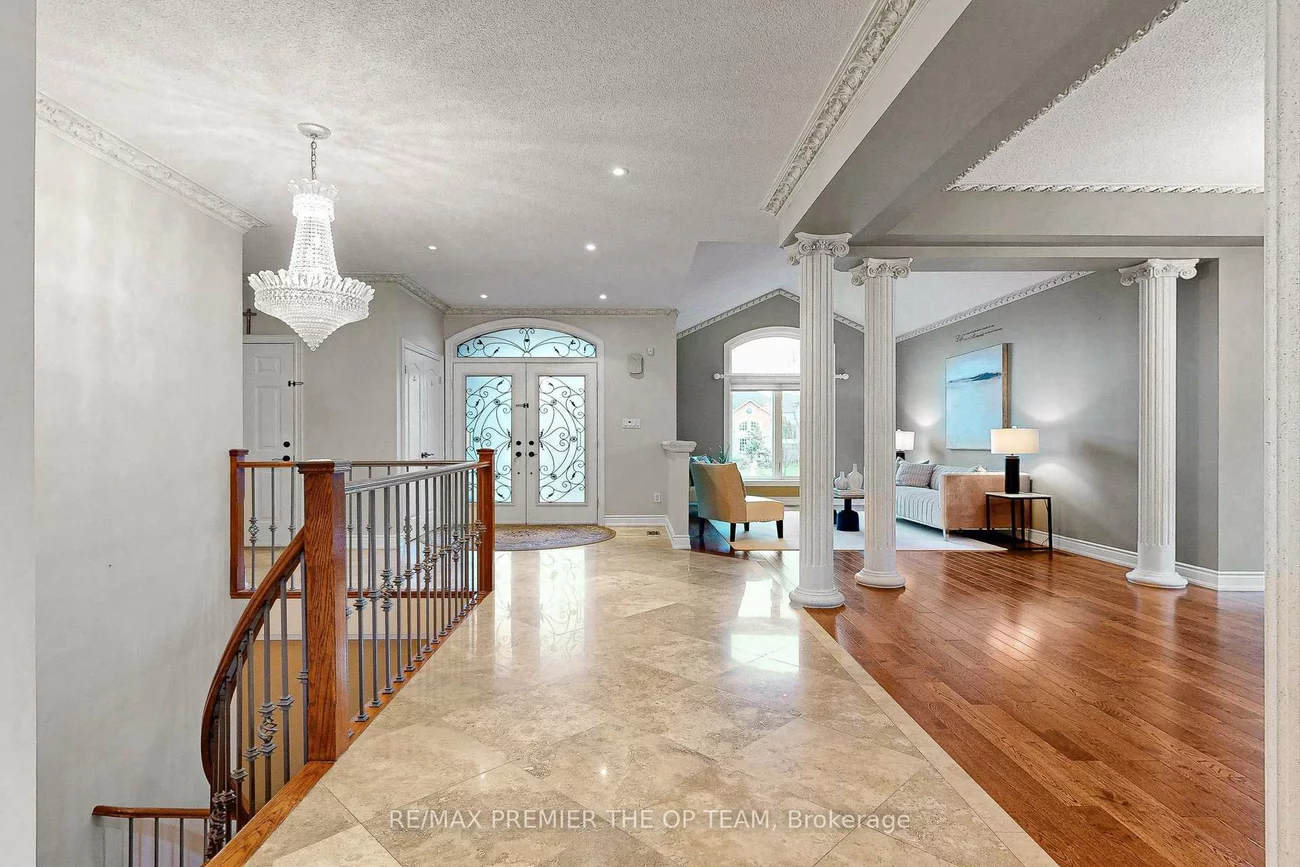 165, Novaview, East Woodbridge, Vaughan