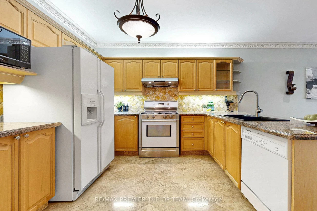 165, Novaview, East Woodbridge, Vaughan
