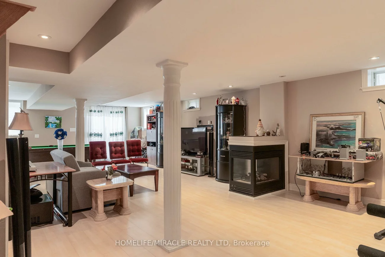 31, Water Garden, Sonoma Heights, Vaughan