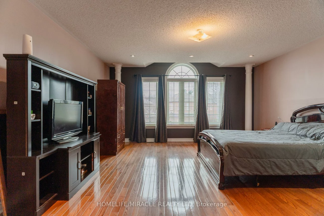 31, Water Garden, Sonoma Heights, Vaughan