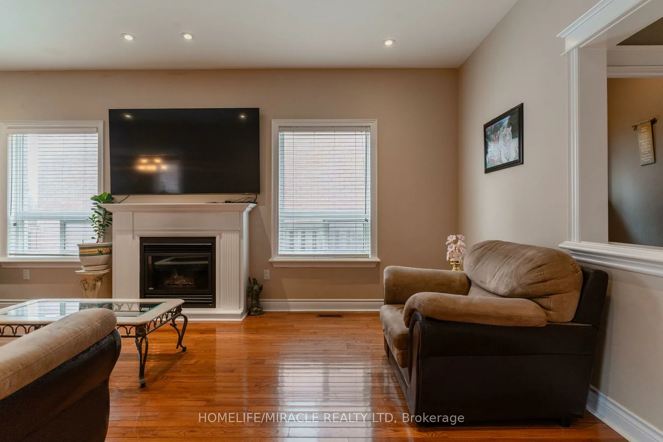 31, Water Garden, Sonoma Heights, Vaughan