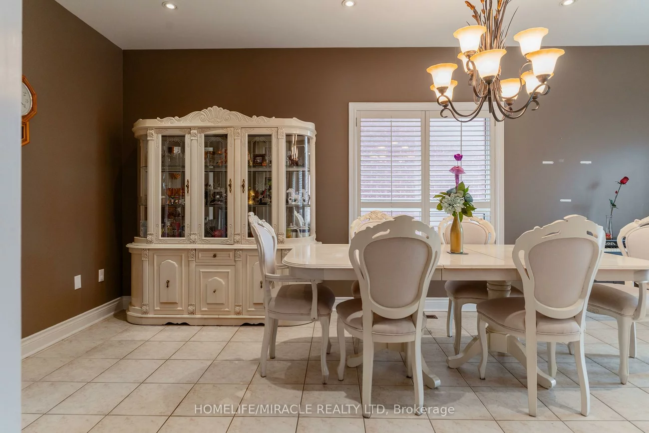 31, Water Garden, Sonoma Heights, Vaughan