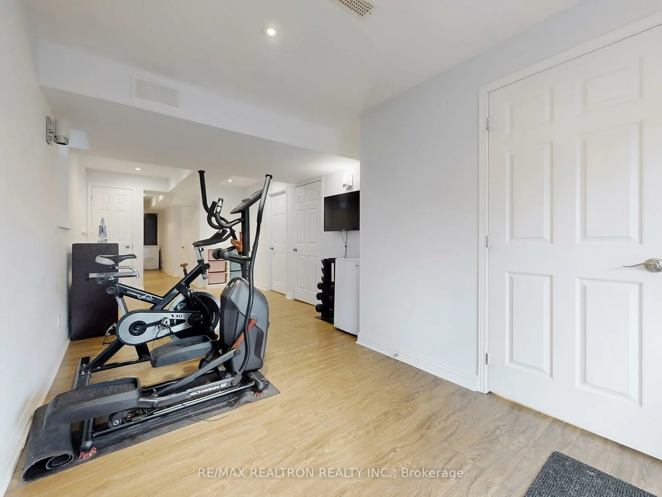 44, Westolivia, Patterson, Vaughan