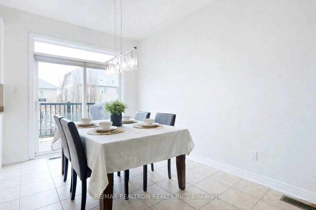 44, Westolivia, Patterson, Vaughan