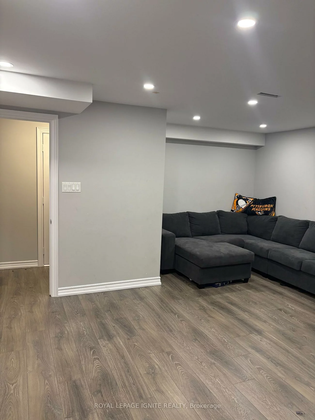 209, Barons, Kleinburg, Vaughan