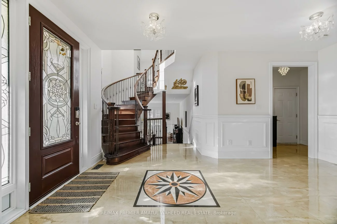 1, Ostrovsky, Vellore Village, Vaughan