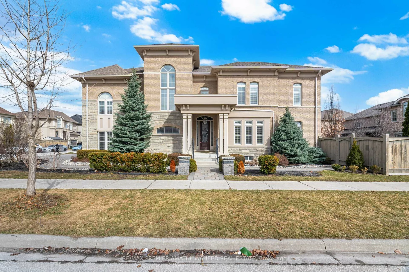 1, Ostrovsky, Vellore Village, Vaughan