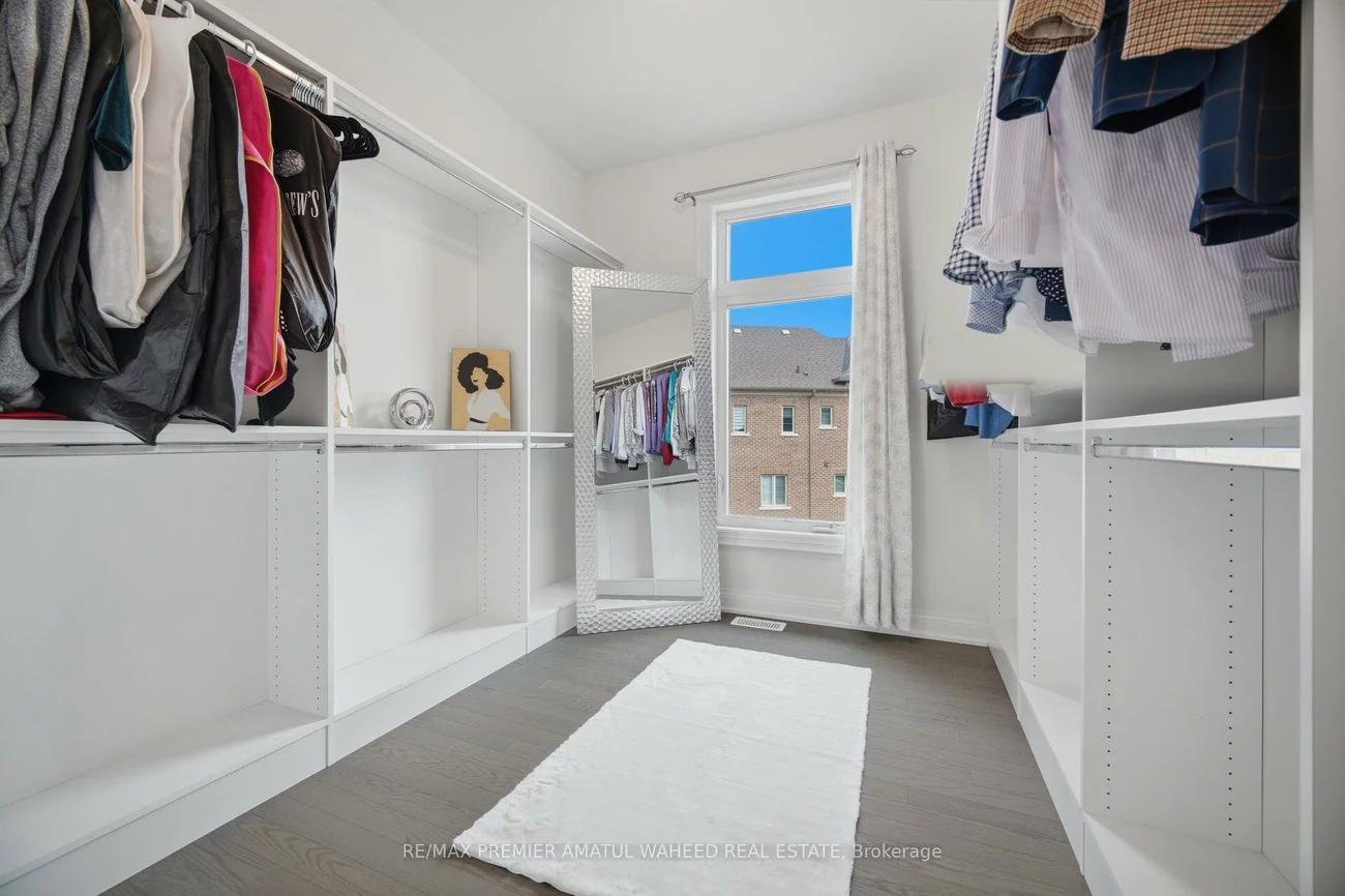 143, Ballantyne, Vellore Village, Vaughan