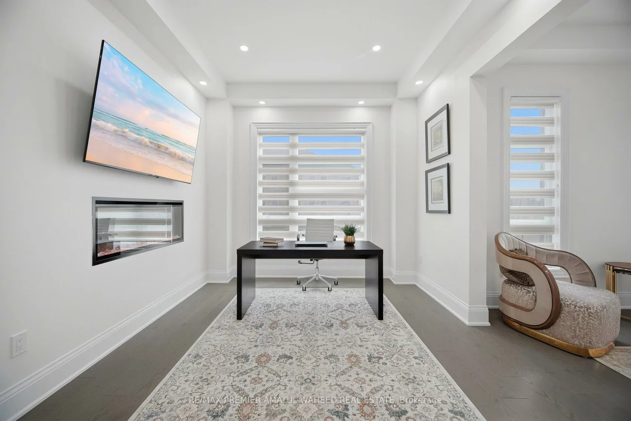 143, Ballantyne, Vellore Village, Vaughan