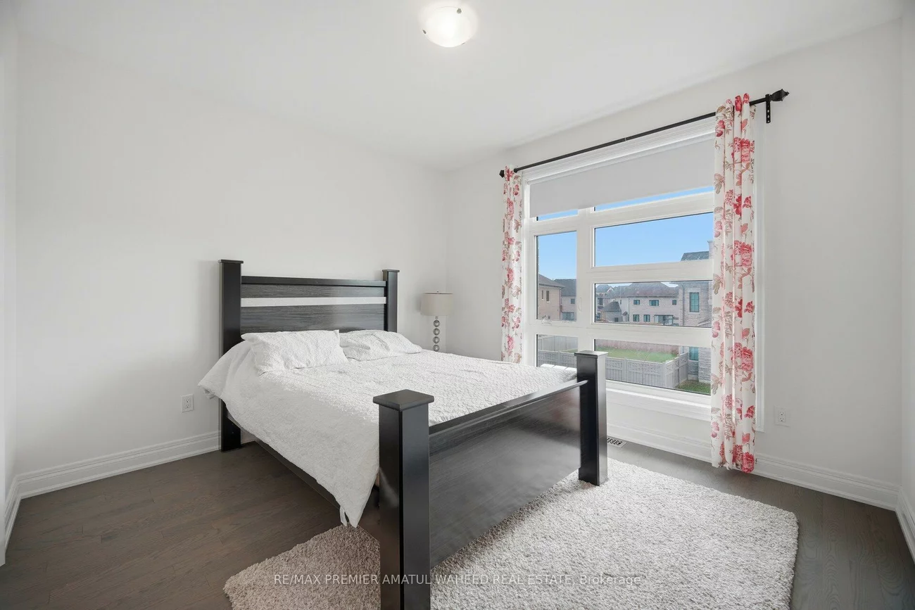 143, Ballantyne, Vellore Village, Vaughan