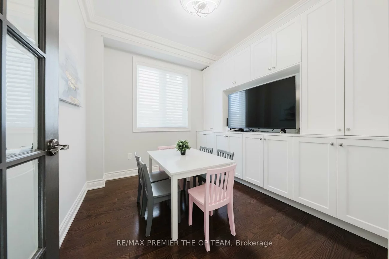 226, Via Borghese, Vellore Village, Vaughan