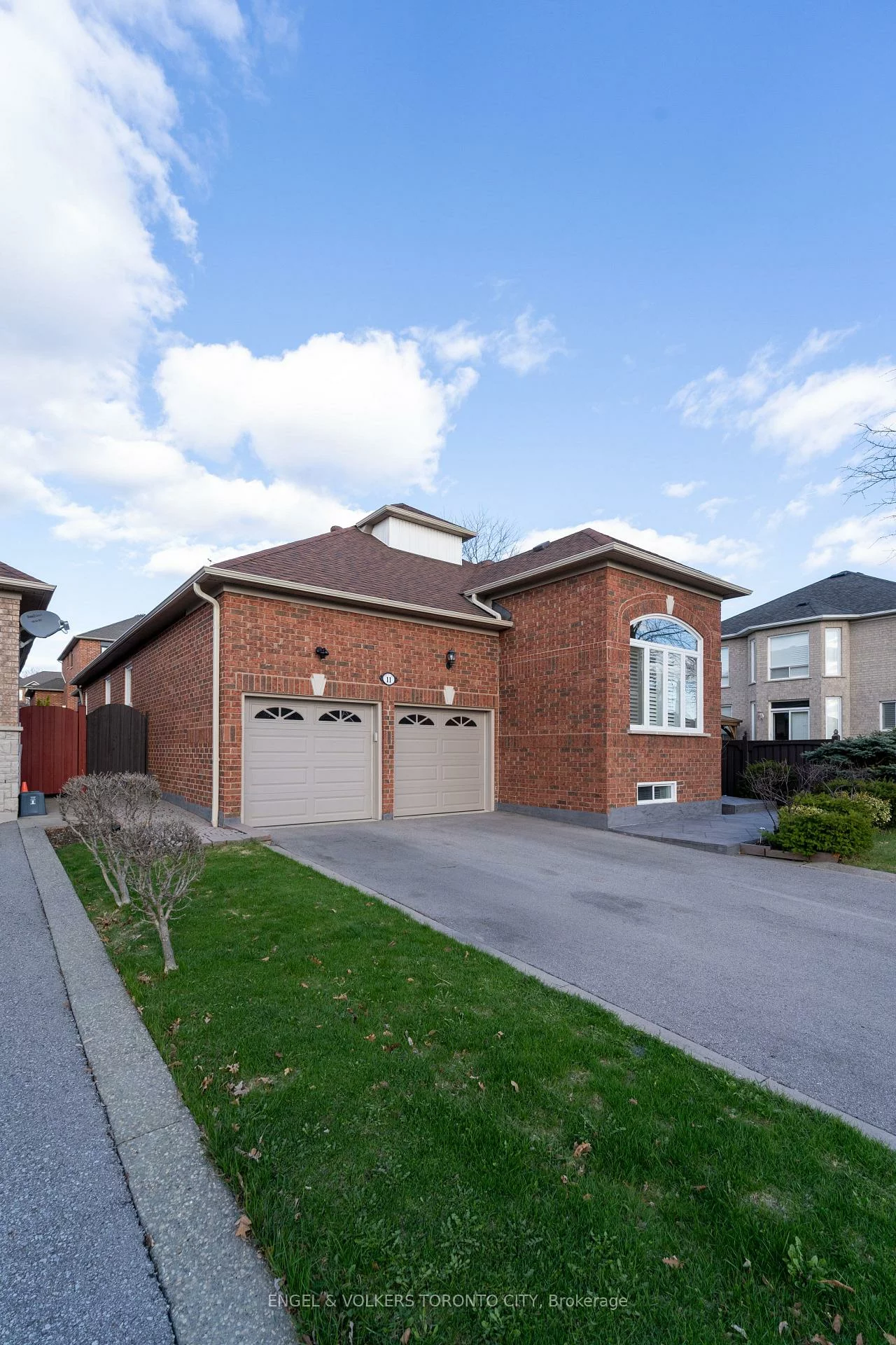 11, Aventura, Sonoma Heights, Vaughan