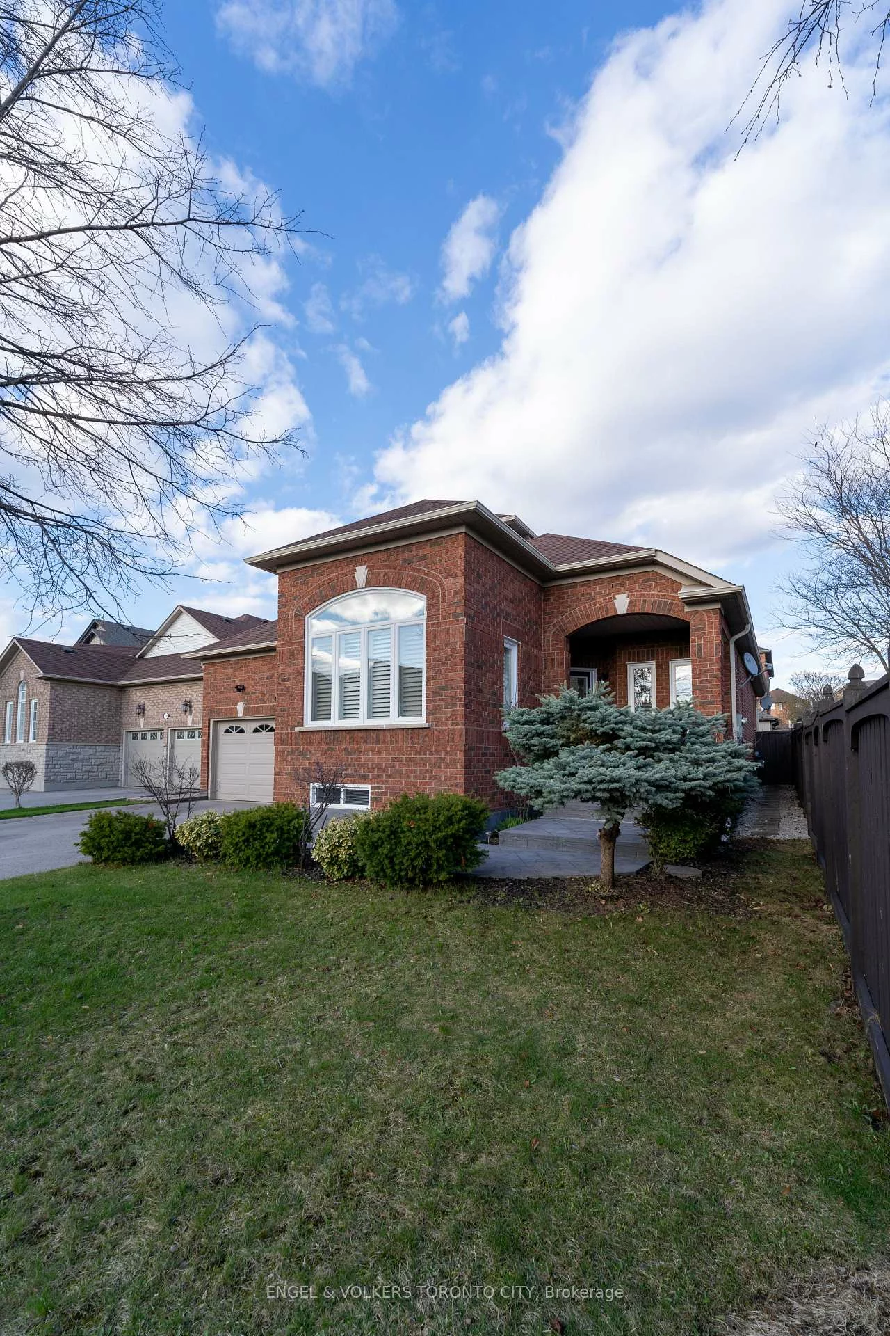 11, Aventura, Sonoma Heights, Vaughan