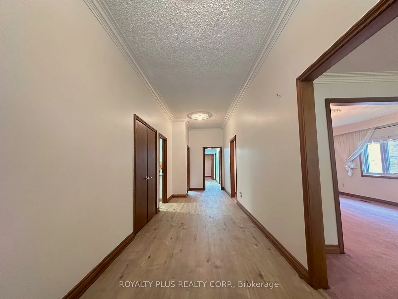 19, Ravine, East Woodbridge, Vaughan