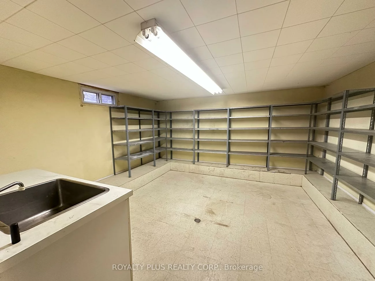 19, Ravine, East Woodbridge, Vaughan