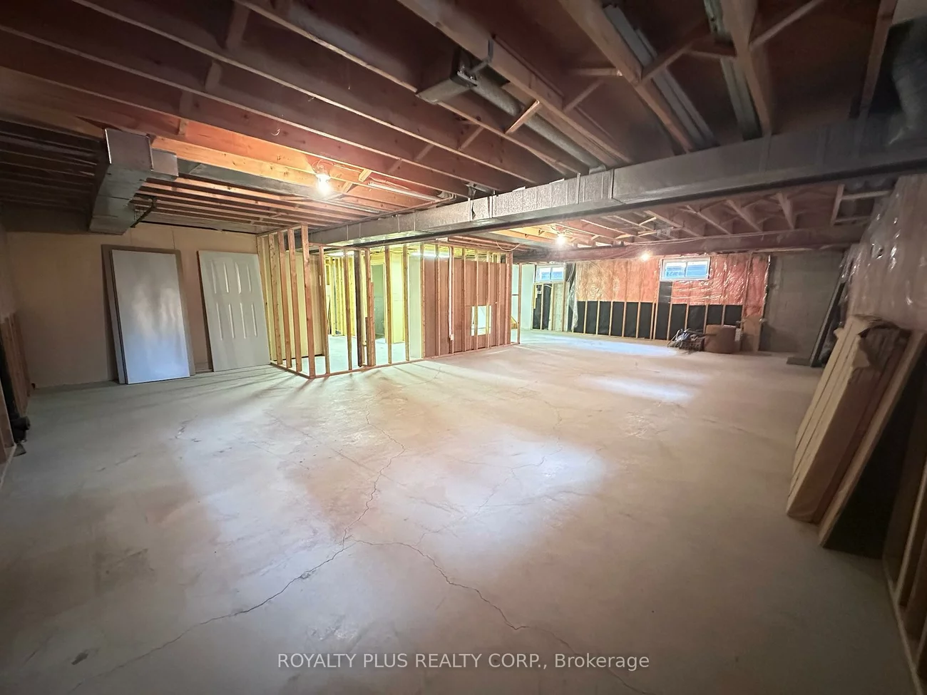 19, Ravine, East Woodbridge, Vaughan