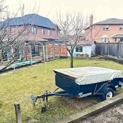 19, Ravine, East Woodbridge, Vaughan