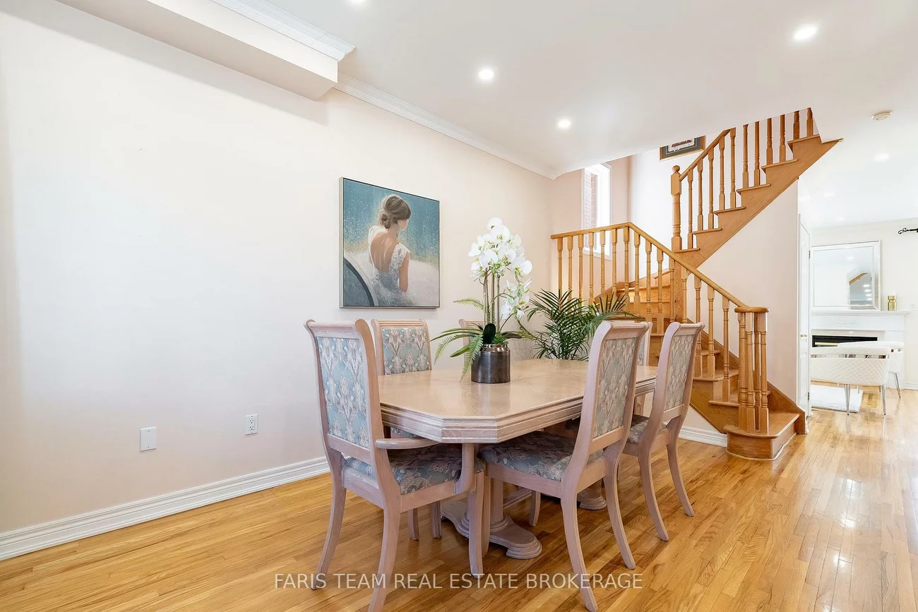 27, Fontebella, Vellore Village, Vaughan