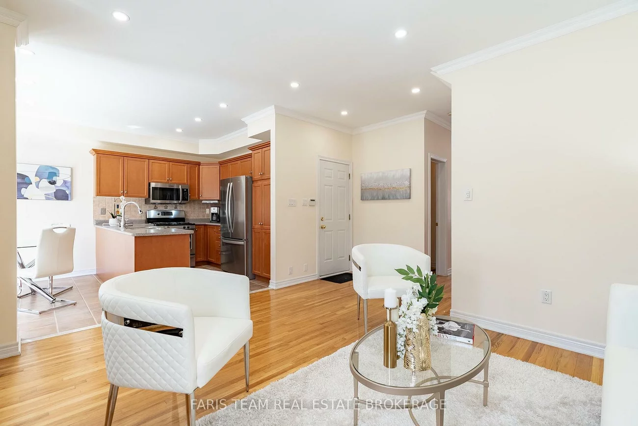 27, Fontebella, Vellore Village, Vaughan