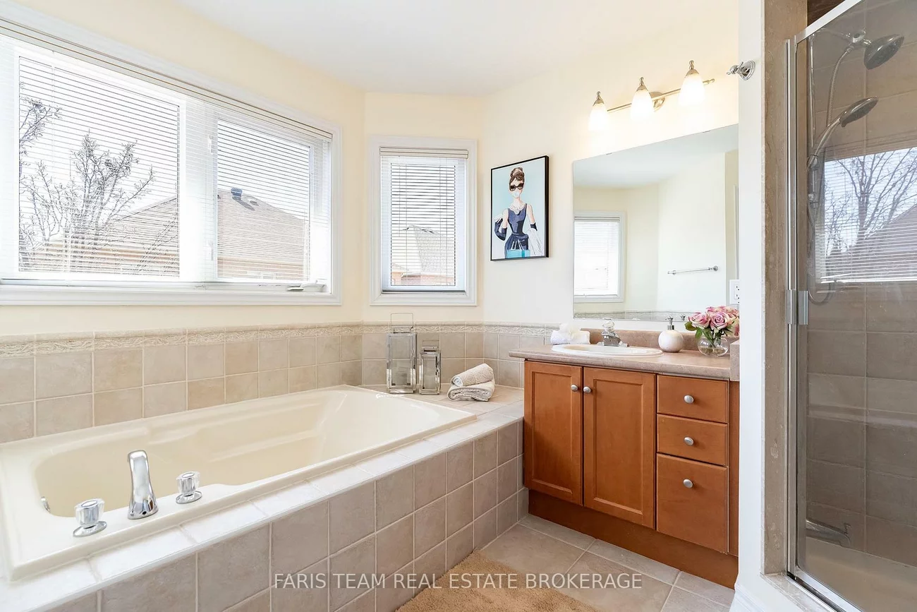 27, Fontebella, Vellore Village, Vaughan