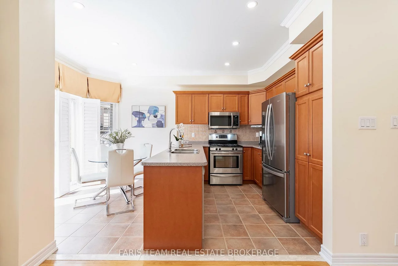 27, Fontebella, Vellore Village, Vaughan