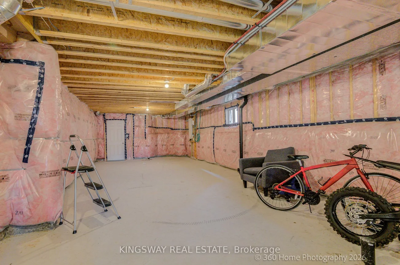 94, Factor, Kleinburg, Vaughan