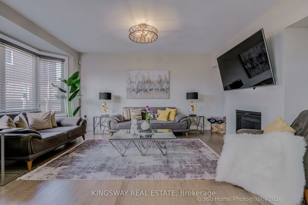 94, Factor, Kleinburg, Vaughan