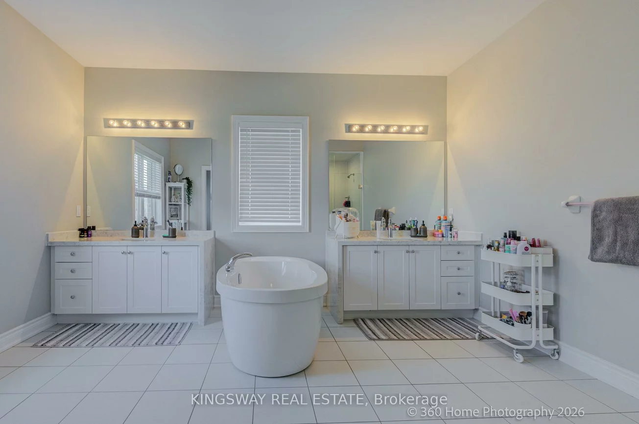 94, Factor, Kleinburg, Vaughan