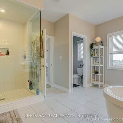 94, Factor, Kleinburg, Vaughan