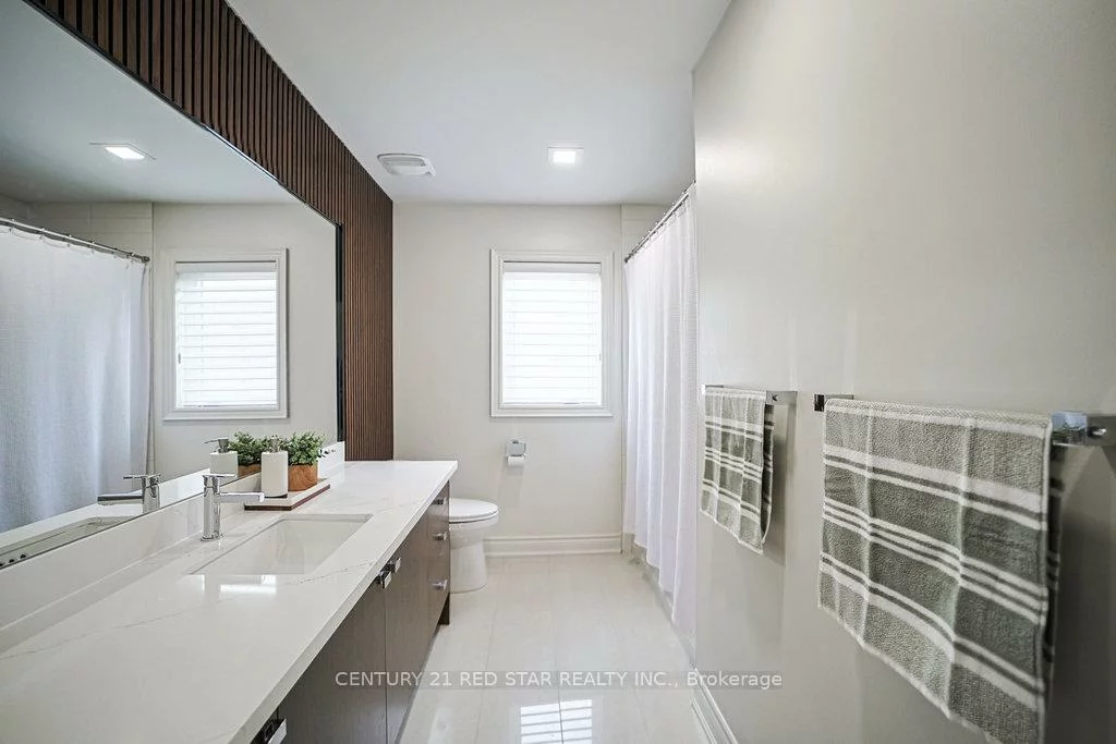35, Stanton, Vellore Village, Vaughan