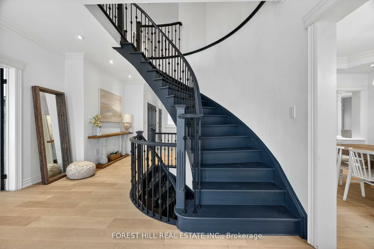 1, Heritage Estates, Patterson, Vaughan