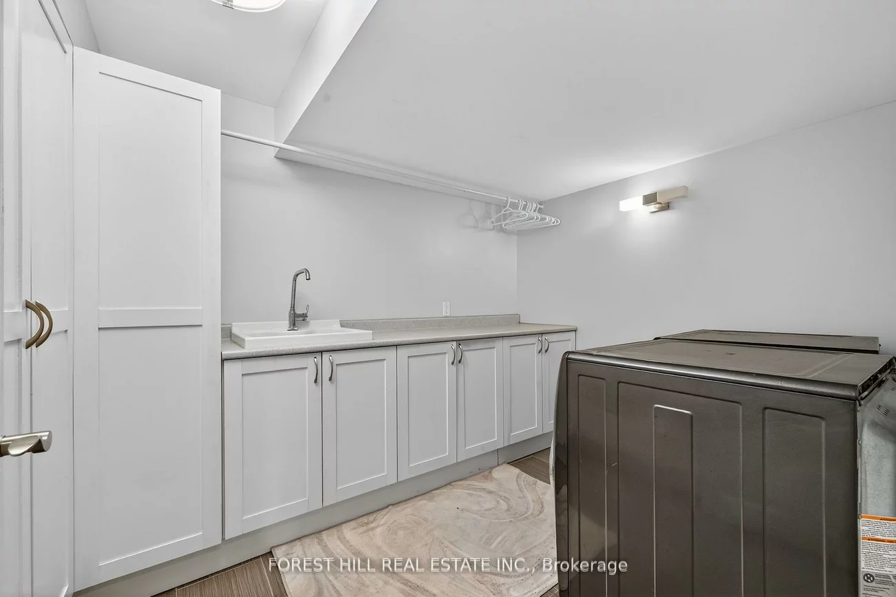 1, Heritage Estates, Patterson, Vaughan