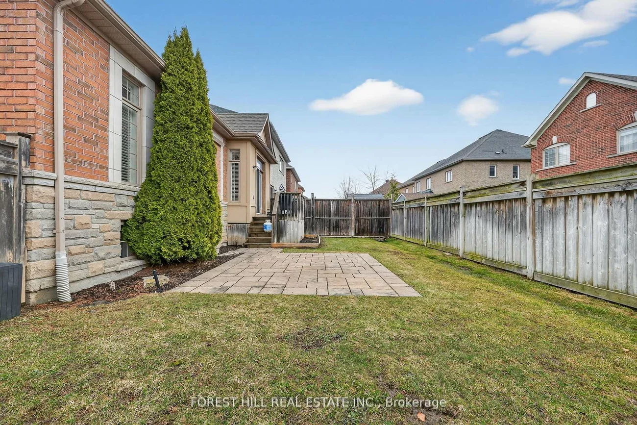 1, Heritage Estates, Patterson, Vaughan