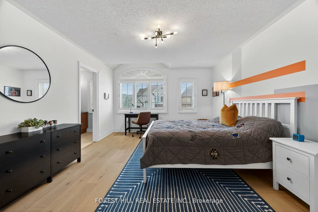 1, Heritage Estates, Patterson, Vaughan